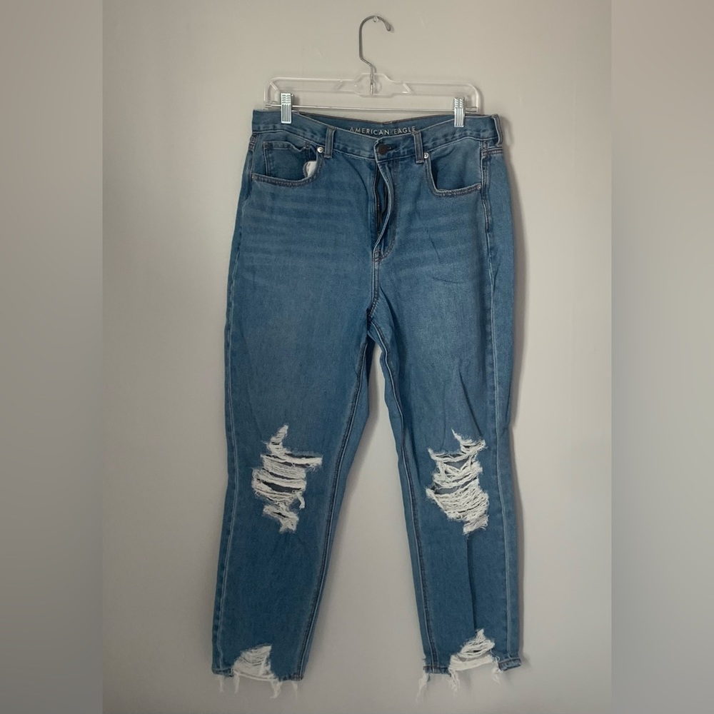 American Eagle Distressed Jeans